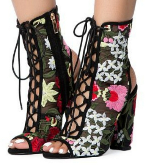 Lace Mesh Embroidery Floral Peep Toe Booties - Picture 2 of 6
